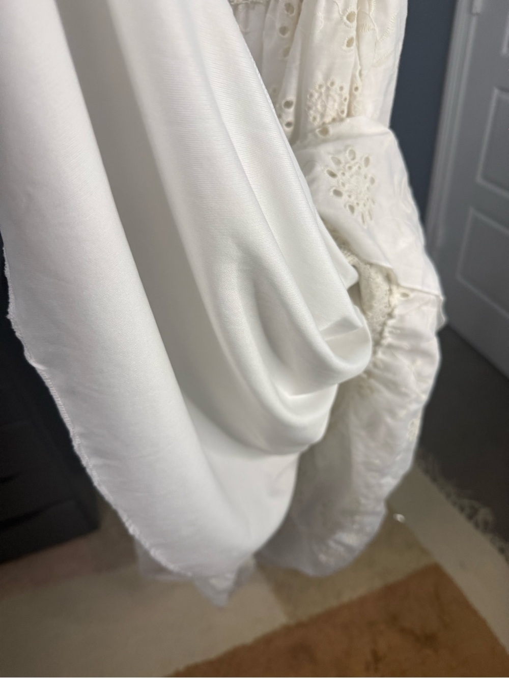 Women’s Cream Eyelet Bohemian Maxi Dress with Crochet  Size: Medium Preloved - Picture 12 of 13